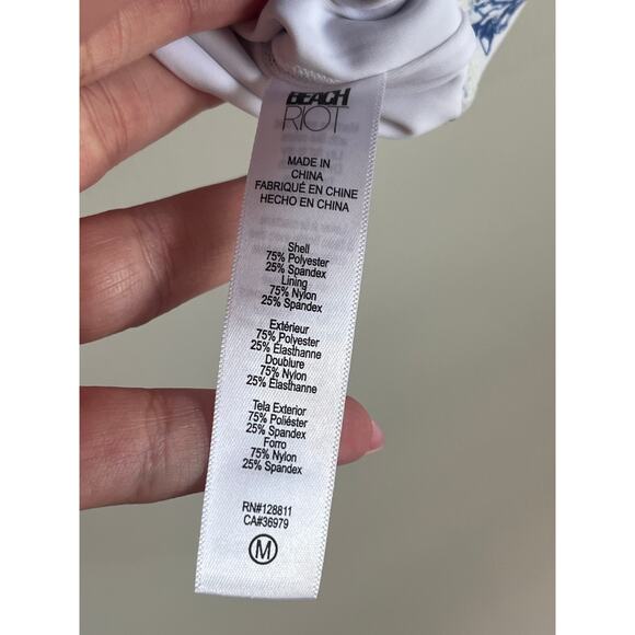 Beach Riot Sport NWOT Audrey Top in Alps Toile Sports Bra Women's Size M - Picture 6 of 8